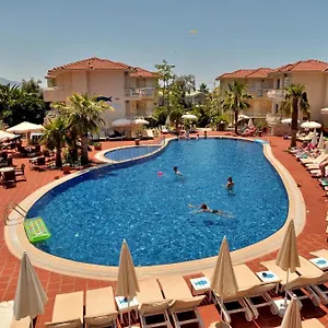 the-blue-lagoon-deluxe-hotel.oludenizhotels.org/