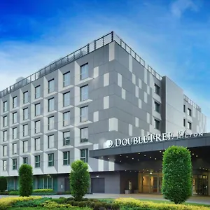 Doubletree By Hilton & Convention Center Отель