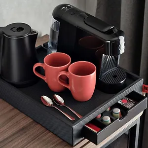 Radisson Red & Radisson Red Apartments, Отель